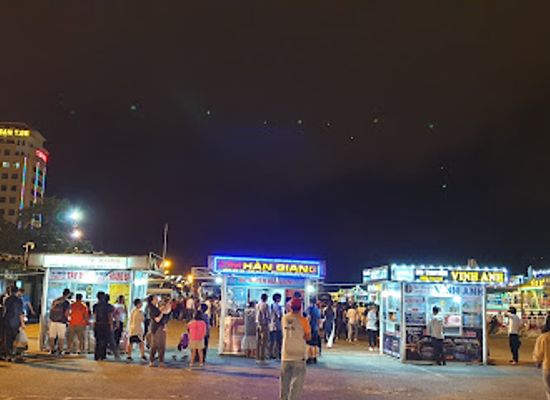 vietnam/da-nang/hai-chau-district/attraction/ben-du-thuyen-song-han-da-nang