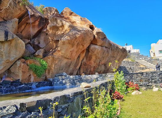 saudi-arabia/al-hada/attraction/strawberries-farm