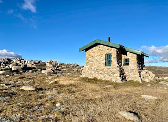 australia/mount-kosciuszko/attraction/seamans-hut