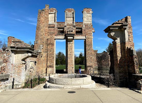 indiana/indianapolis/broad-ripple/attraction/holliday-park