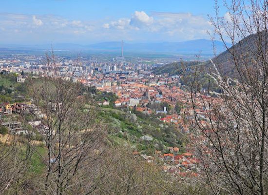 romania/brasov/schei/attraction/promenada-rosiorilor