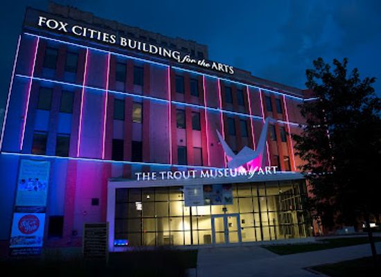 wisconsin/appleton/attraction/trout-museum-of-art