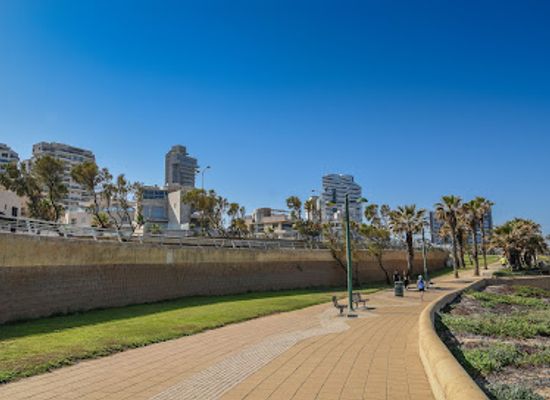 israel/netanya/attraction/amphi-ha-melekh-garden