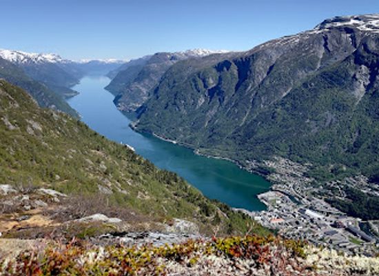 norway/trolltunga/attraction/eidesnuten-903-m-o-h