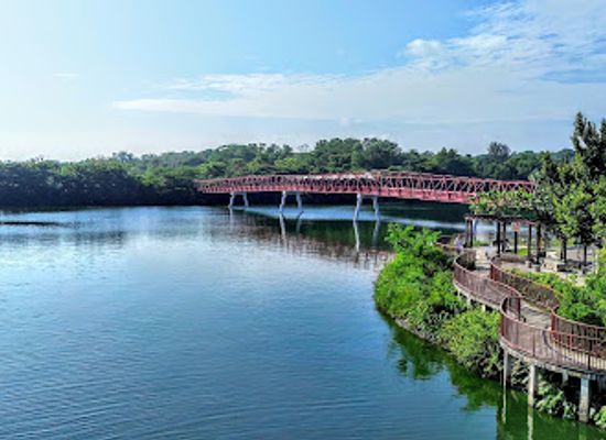 singapore/punggol/attraction/lor-halus-red-bridge