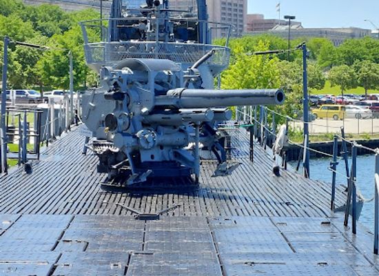 ohio/cleveland/attraction/uss-cod-submarine-memorial