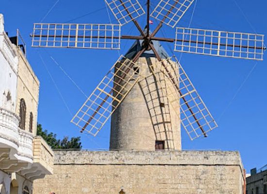 malta/ramla-bay/attraction/ta-kola-windmill