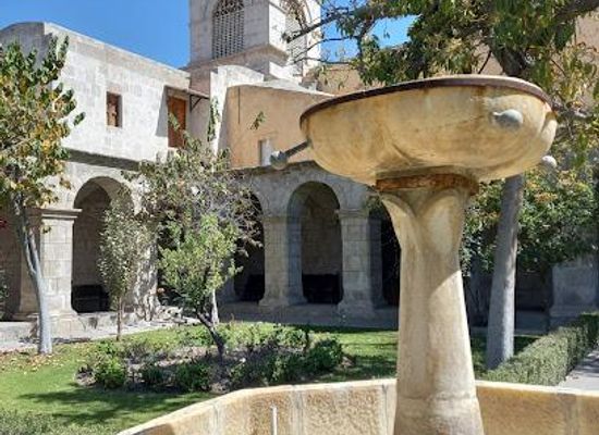peru/arequipa/attraction/museum-of-virreinal-art-santa-teresa