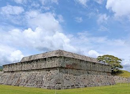 mexico/taxco/attraction/site-museum-xochicalco