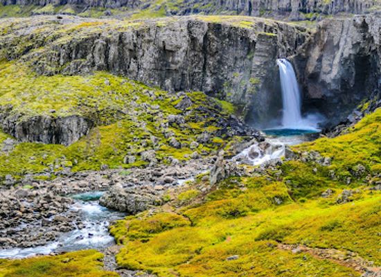 iceland/hengifoss-waterfall/attraction/folaldafoss