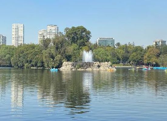 mexico/central-mexico/attraction/chapultepec-lake