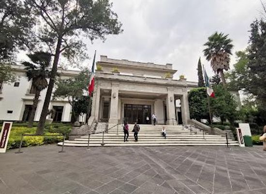 mexico/mexico-city/attraction/complejo-cultural-de-los-pinos