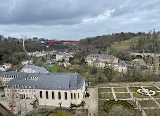 belgium/luxembourg/attraction/d-un-cercle-a-l-autre-le-paysage-emprunte