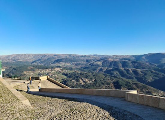 portugal/serra-do-marao/attraction/miradouro-de-nossa-senhora-da-graca