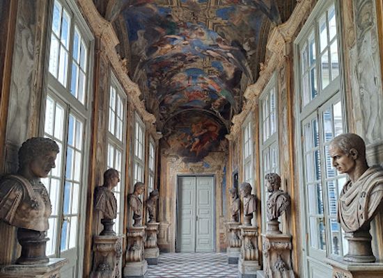 italy/genoa/attraction/palazzo-balbi-senarega