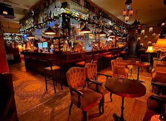albania/tirana/attraction/colonial-cocktails-academy-tirana