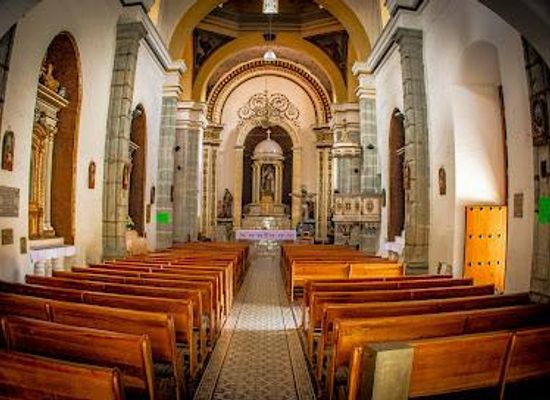 mexico/oaxaca/attraction/parroquia-del-carmen-alto