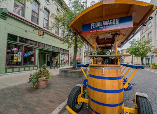 ohio/dayton/attraction/pedal-wagon-dayton
