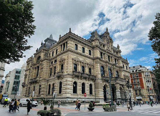 spain/basque-country/attraction/gran-via-de-don-diego-lopez-de-haro