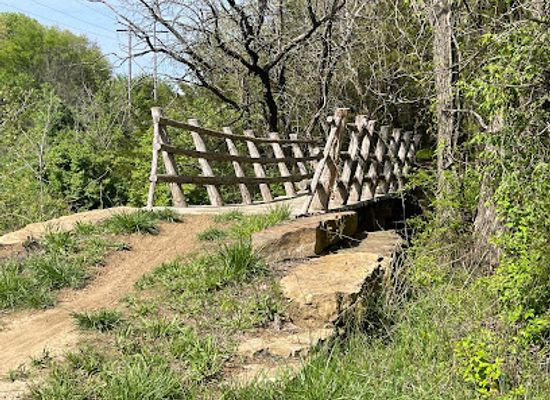 arkansas/fayetteville/attraction/kessler-mountain-regional-park