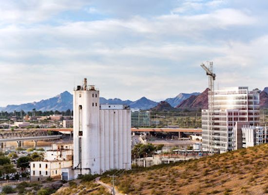 arizona/tempe/arizona-state-university/attraction/downtown-tempe