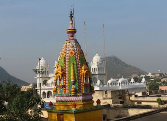india/pushkar/attraction/shree-gayatri-shaktipeeth-temple-pushkar