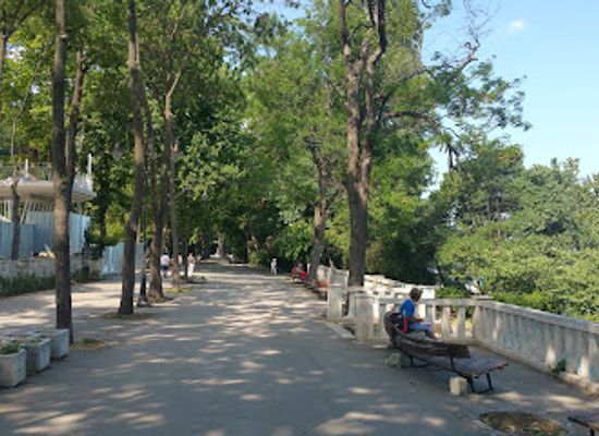 bulgaria/varna/briz/attraction/pantheon