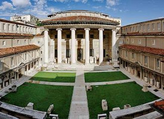 italy/verona/attraction/museo-lapidario-maffeiano