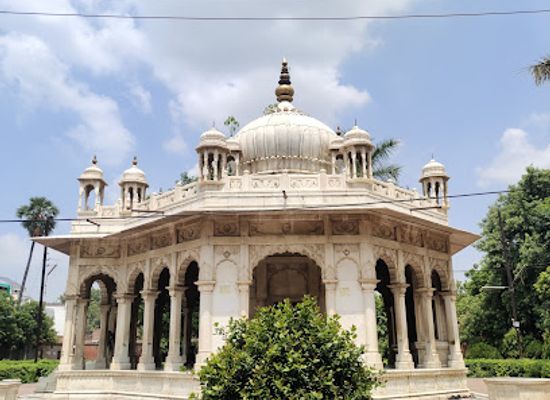 india/varanasi/attraction/anand-park