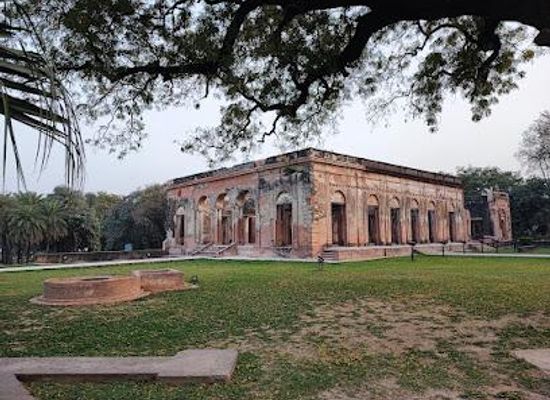 india/lucknow/attraction/the-residency-lucknow