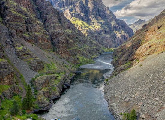 idaho/hells-canyon-national-recreation-area/attraction/hells-canyon-adventures-lodge-warehouse-gift-shop