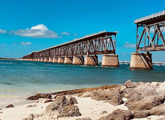 florida/florida-keys/attraction/bahia-honda-railroad-bridge