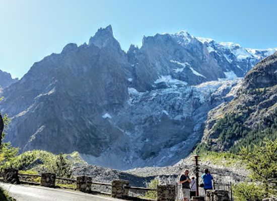 italy/la-thuile/attraction/notre-dame-de-guerison-sanctuary