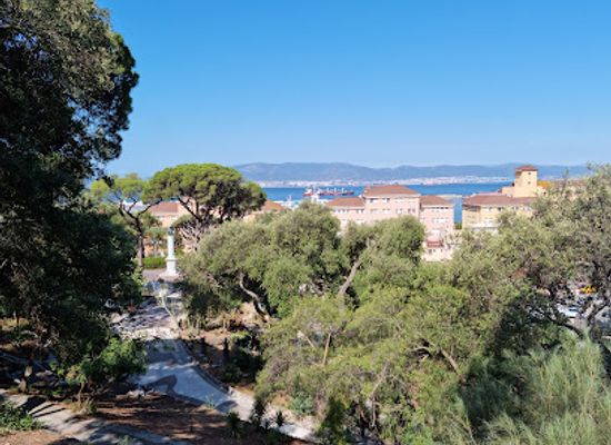 gibraltar/upper-rock-nature-reserve/attraction/the-eliott-memorial