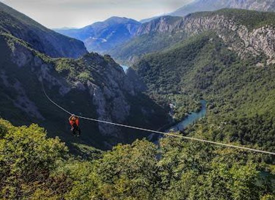 croatia/makarska-riviera/attraction/zipline-croatia