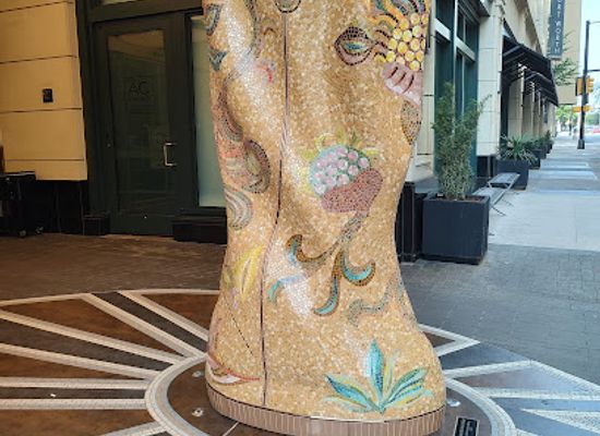 texas/fort-worth/attraction/pamplona-rose-sculpture