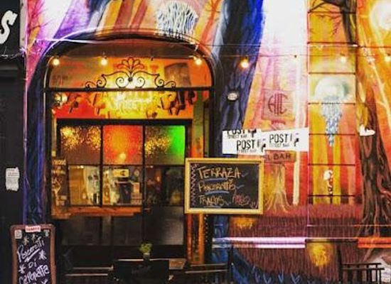 argentina/buenos-aires/attraction/post-street-bar-graffiti-bar