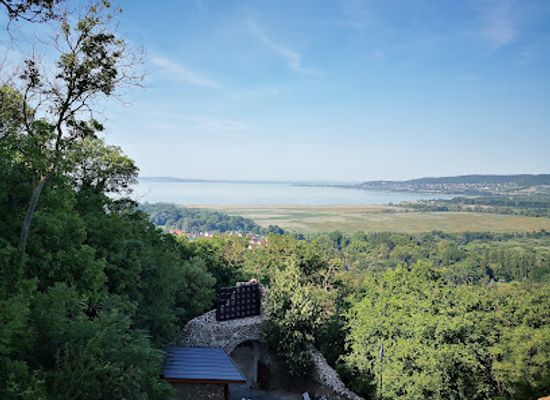 hungary/transdanubia/attraction/szigliget