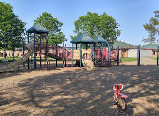 illinois/arlington-heights/attraction/heritage-park