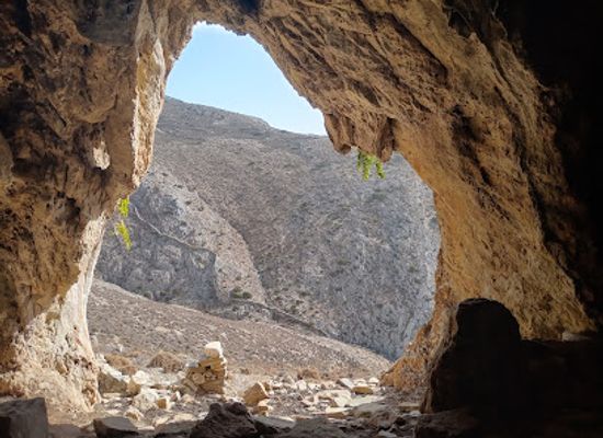 greece/cyclades/attraction/cave-leonidou