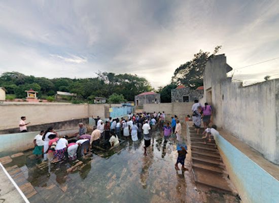 sri-lanka/trincomalee-district/attraction/kanniya-hot-water-springs