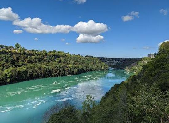 new-york/greater-niagara/attraction/trailhead-niagara-gorge-hiking-trail