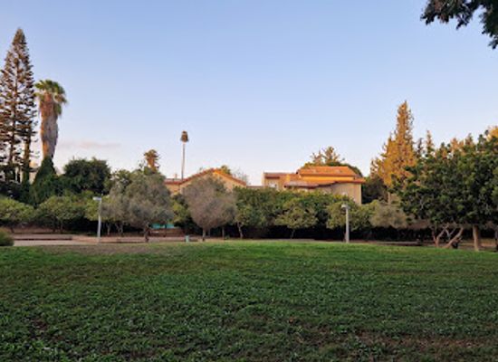 israel/ra-anana/attraction/uri-gordon-park