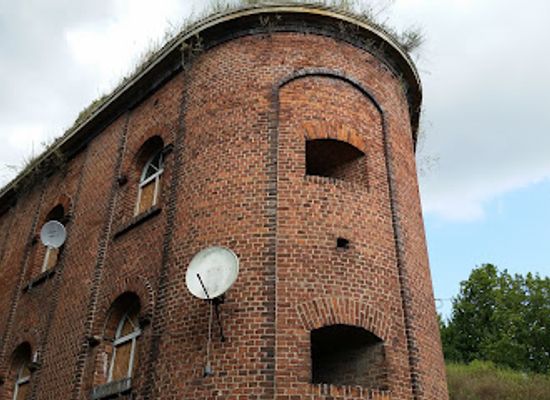 poland/torun/attraction/twierdza-torun-fort-sw-jakuba
