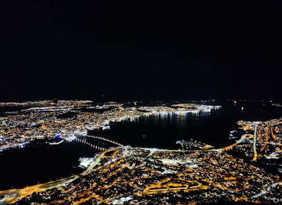 norway/tromso/attraction/tromso-city-view-point-a-on-sherpatrappa-hiking-route