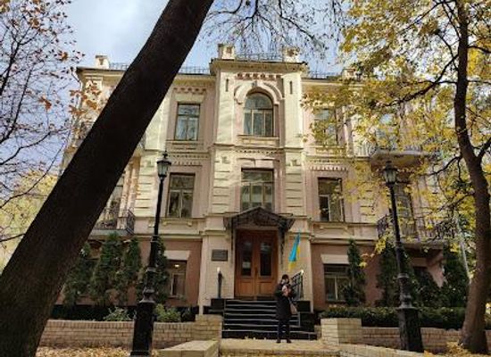ukraine/kyiv/attraction/mykhailo-hrushevskyi-historical-museum-memorial