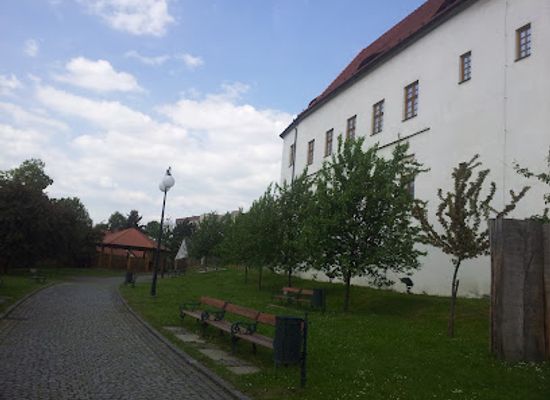 czechia/sumava/attraction/chod-castle-and-museum