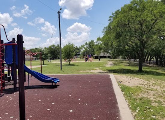 kansas/wichita/attraction/o-j-watson-park