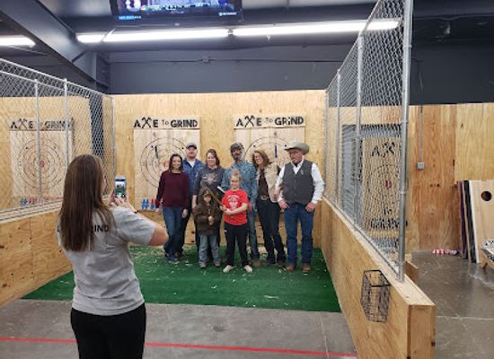 kansas/manhattan/attraction/axe-to-grind-axe-throwing-manhattan-ks