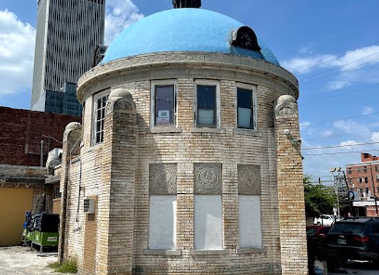 oklahoma/tulsa/brookside/attraction/the-blue-dome